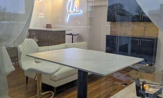 Winchester Casa | Relájese en Lujo: Suite Spa Juliana - Todo el Piso Principal