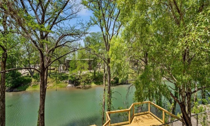 Canyon Lake Casa | Jump Right In: Luxurious River Cliff Retreat on the Guadalupe Horseshoe!