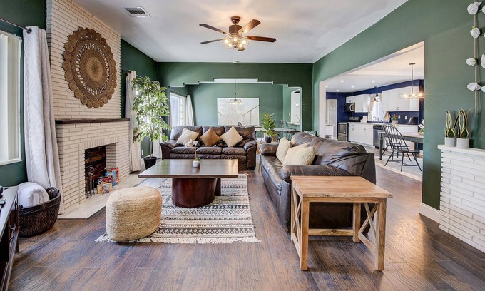Croissant Park Casa | Jungle House w/Pool table & Free Kayaks 3B/3B