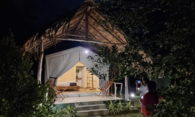 Udawalawa Casa | Jungle View River Camping