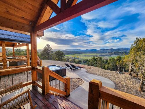 Orderville Casa | Juniper Mountain Retreat- Hot tub, Views, Between Zion and Bryce