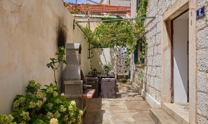Ploce Apartamento | Just a step to the Old city gates