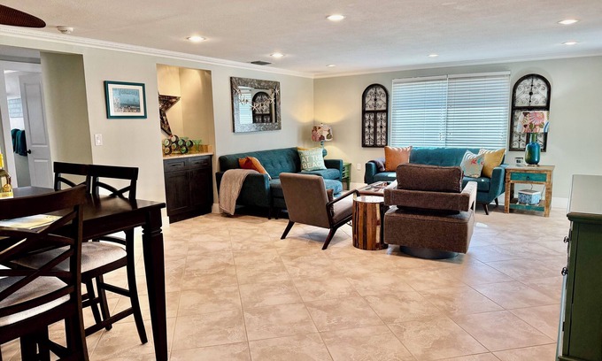 Siesta Key Casa | A sólo 100 pasos de la arena blanca de la mundialmente conocida playa de Siesta