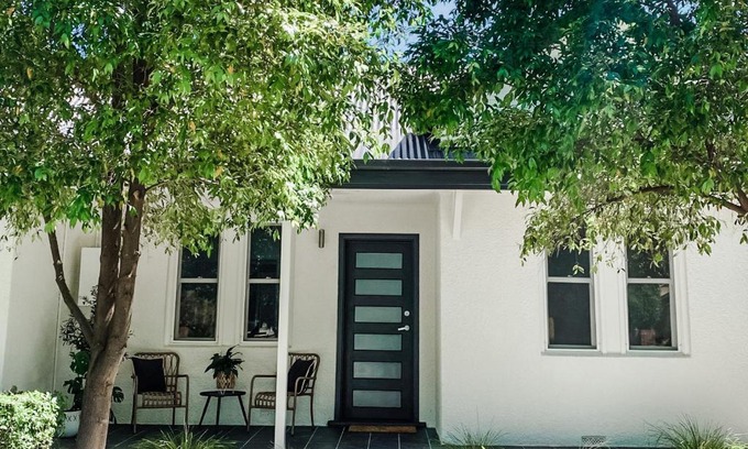Wagga Wagga Casa | Just book it! Ruby - a spacious house in the CBD