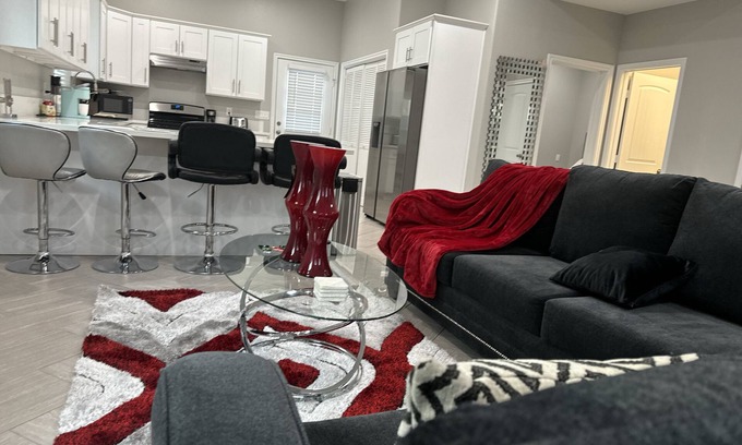 San Bernardino Casa | Just Built! Private Luxury: Insta Worthy BRAND NEW Home: Luxurious+COMFORT