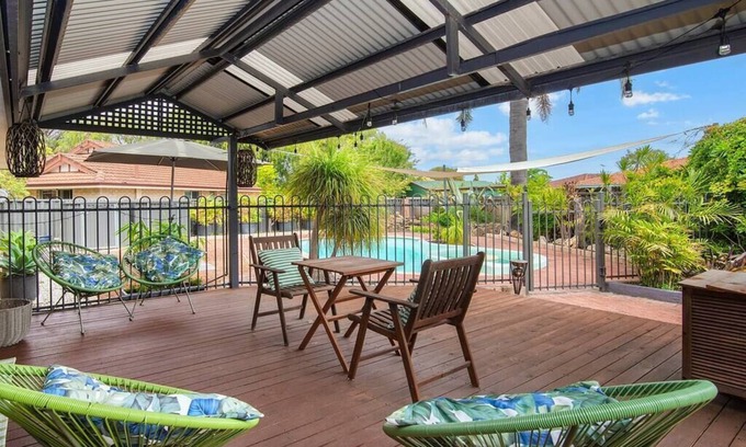 Broadwater Casa | Just Chillin- Pool, 2km to beach