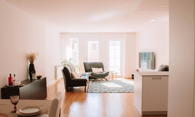 Lanhelas Apartamento | Just Like Home Casinha da Vila em Caminha
