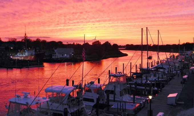 Lewes Condominio | JUST RELEASED- OUTSTANDING- LEWES WATERFRONT CONDO- 2 BLOCKS TO THE BEACH