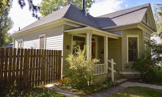 Bozeman Casa | A solo dos cuadras del centro de Bozeman, Dahlia House es un refugio escondido
