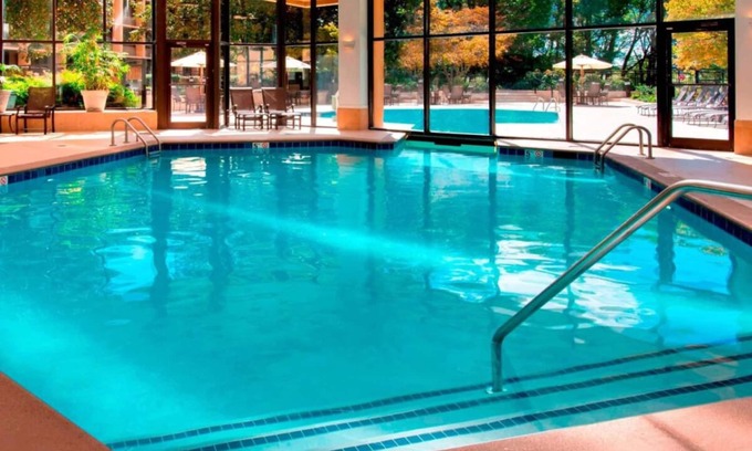 Nashville Complejo | Just What You Were Looking For! Pets are Allowed, w/ Outdoor and Indoor Pool