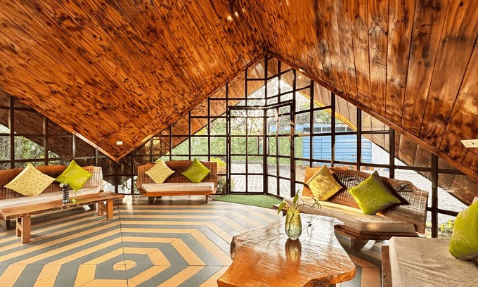 Bail Parao Complejo | juSTa Lazy Haven Corbett