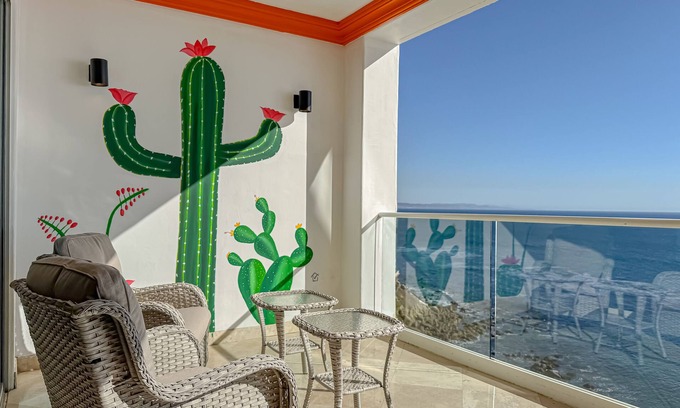 Rosarito Condominio | JustViews|LasOlasCondo|Pools&Jacuzzis|2BR|Rosarito