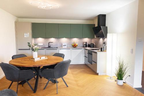 Tossens Apartamento | KÜSTE33/24 – Exklusive Ferienwohnung mit Sauna & nah am Strand!