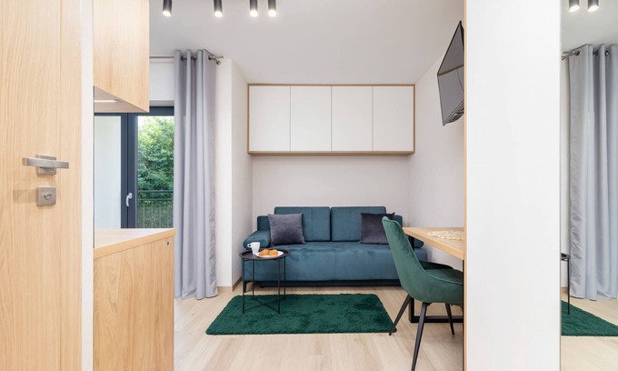 Warszawskie Apartamento | Kątowa 10 | Modern Studio | Balcony | Home office