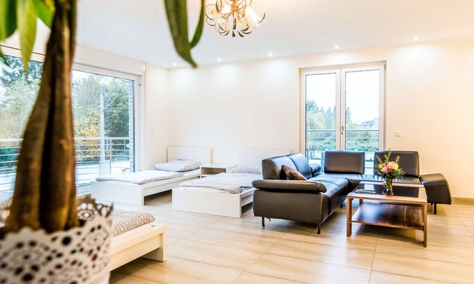 Rath-Heumar Apartamento | K83 Apartment for 8 people with terrace and free WiFi in Cologne Rath