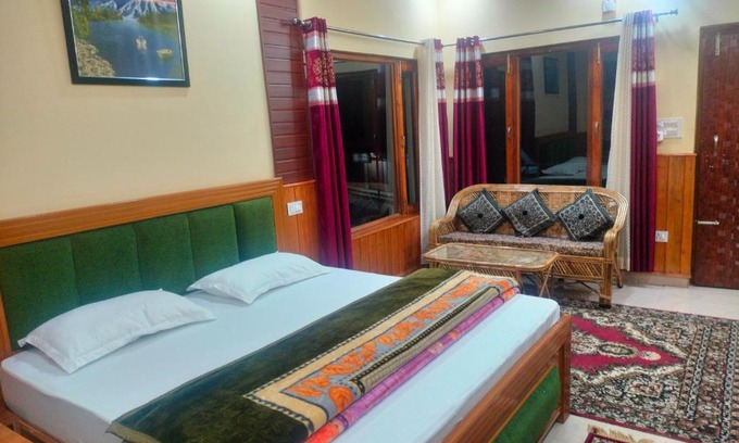 Tehri Casa | Kaafal hotel & restaurant