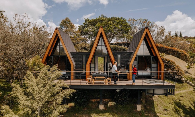 El Penol Chalet De Esquí | KABINE