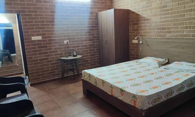 Heggadadevankote Casa | Kabini Lakeside Earthern Cottages Farmstay Rustic