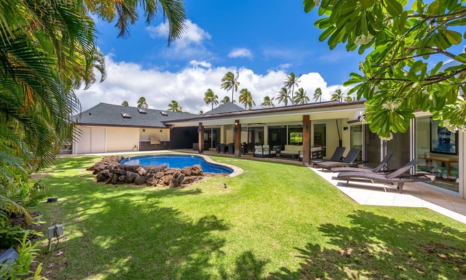 Kahala Casa | Kahala Lani: Balinese-inspired Home immersed in nature, Private Pool