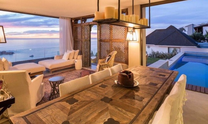 Camps Bay Villa | Kaleidoscope - Unveiling a Luxury Retreat Beyond Imagination