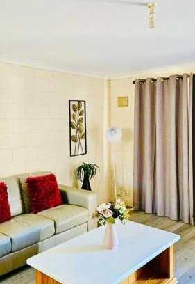 Victory Heights Apartamento | Kalgoorlie, Unit 2, Golden Patch Retreat