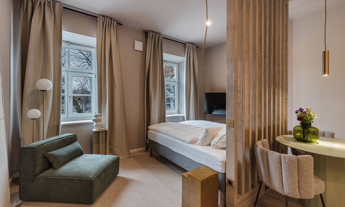 Altperlach Apartamento | Kalm stay - a design Aparthotel