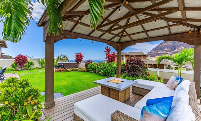 Makaha Valley Apartamento | Kalo Homes ~ Tropical Makaha Sanctuary