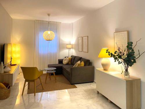 El Ejido Apartamento | KALUKA Málaga center apartment - free parking
