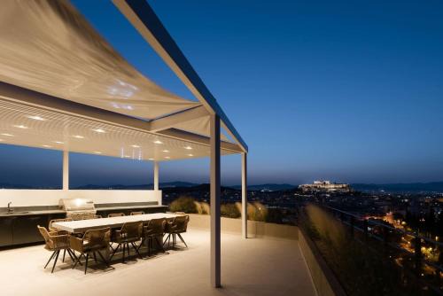 Kinosargous Apartamento | Kalypso, Urban Apartment with Unique Views of The Acropolis!