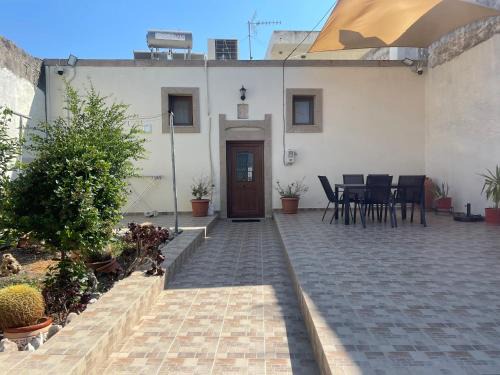 Malonas Casa | Kamara Cottage - Traditional Stone House
