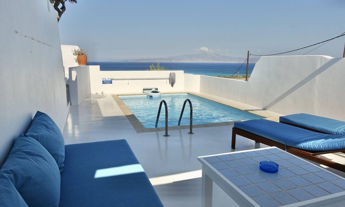 Naxos Villa | Kamari Villa-A1-con piscina privada