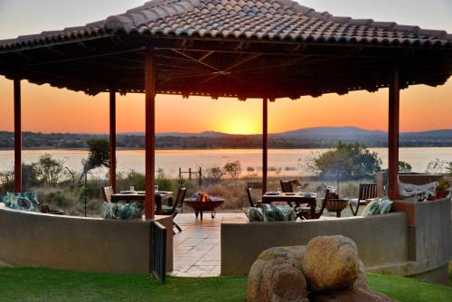 Madibeng Casa | Kameeldrift Waterfront Estate & Resort