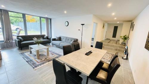 Am Homburg Casa | Kami Haus