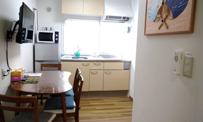 Kaminarimon Apartamento | Kaminarimon 2 / F 3 habitaciones, 4 camas, habitación para 2 personas.