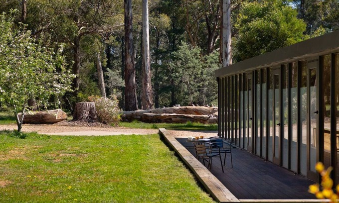 Wheatsheaf Casa | Kangaroo Creek Estate Daylesford
