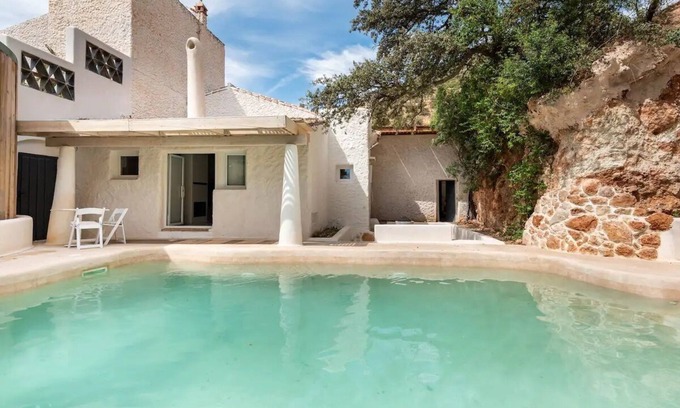 Alora Apartamento | Apartamento Caolin Rocabella con piscina privada de arena