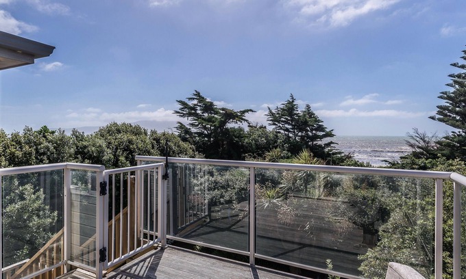 Waikanae Cabaña | Kapiti en la costa - Waikanae Holiday Home