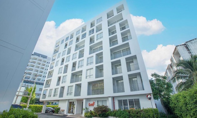 Si Racha Apartamento | Karin hotel & Service apartment - SHA Extra Plus