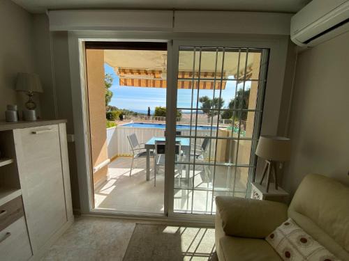 Vallpineda Apartamento | Karin Palma Fiesta-Vallpineda-Sitges