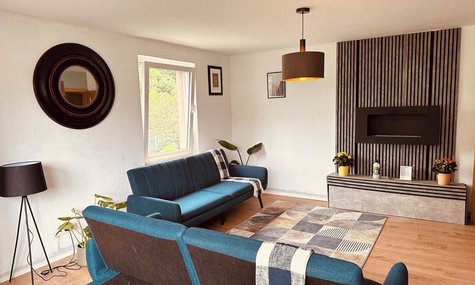Gerolstein Apartamento | "Karlsson" vacation apartment - modern and central in Gerolstein with a large garden