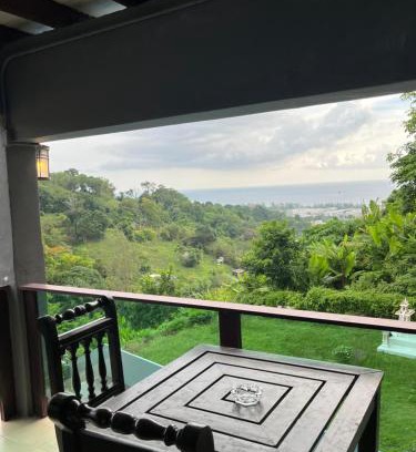 Karon Apartamento | Karon Sea Sky Pool Apartment by 789property