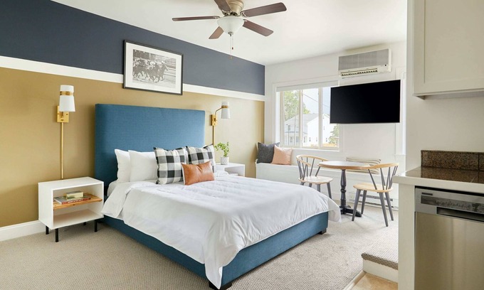 Del Ray Apartamento | Kasa Del Ray | Walkable Potomac Neighborhood, Full Studio | Alexandria