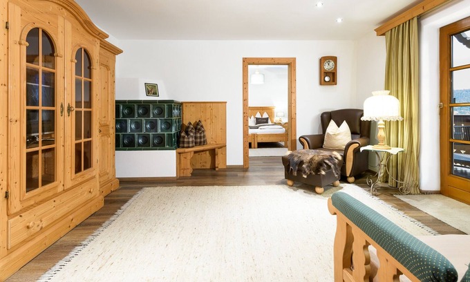 Hoetting Apartamento | Kasperhof Apartments Innsbruck "Rey del bosque"