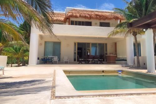 Ixil Casa | Kastelorizo Private Beachfront house