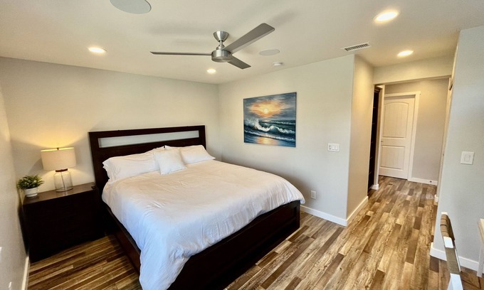 North Pacific Beach Apartamento | Kate Sessions Park Large Private Entry Room