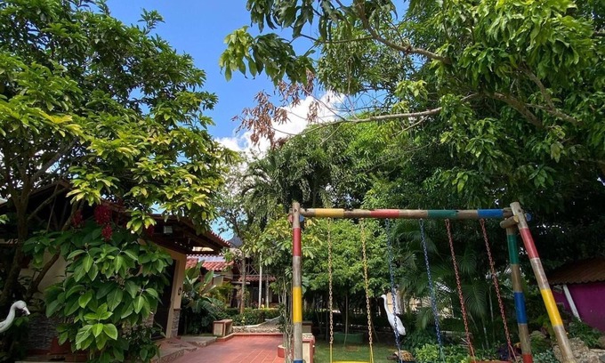 Turbaco Casa | Katmandú Casa Campestre está a 10 km de la fantástica Cartagena y sus playas.