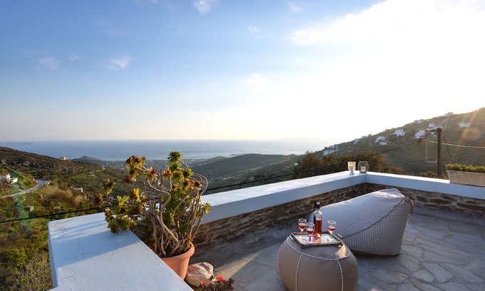 Tinos Casa | Kato Spiti - Casa artística con vista al mar II