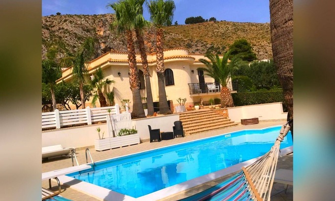 Bonagia Villa | Hermosa y cómoda Villa con piscina privada en el camino a San Vito lo Capo