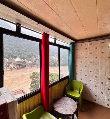 Khattalwada Casa | KD Homestay ganga view