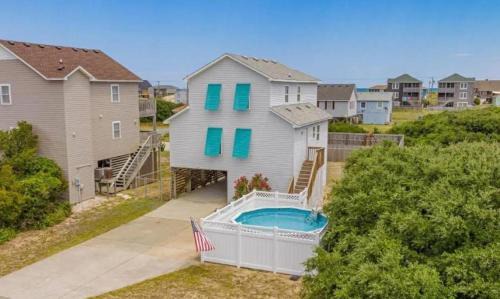 Colington Casa | KDH2411 Sea Glass Retreat